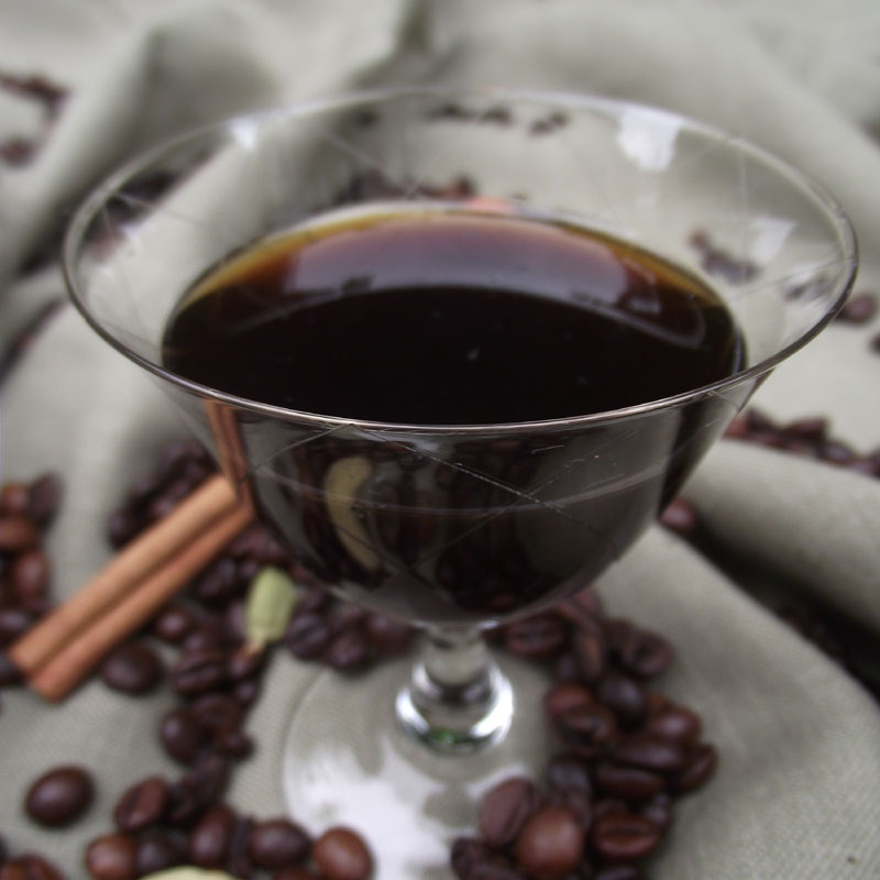 Kaffeelikör mit Gewürzen