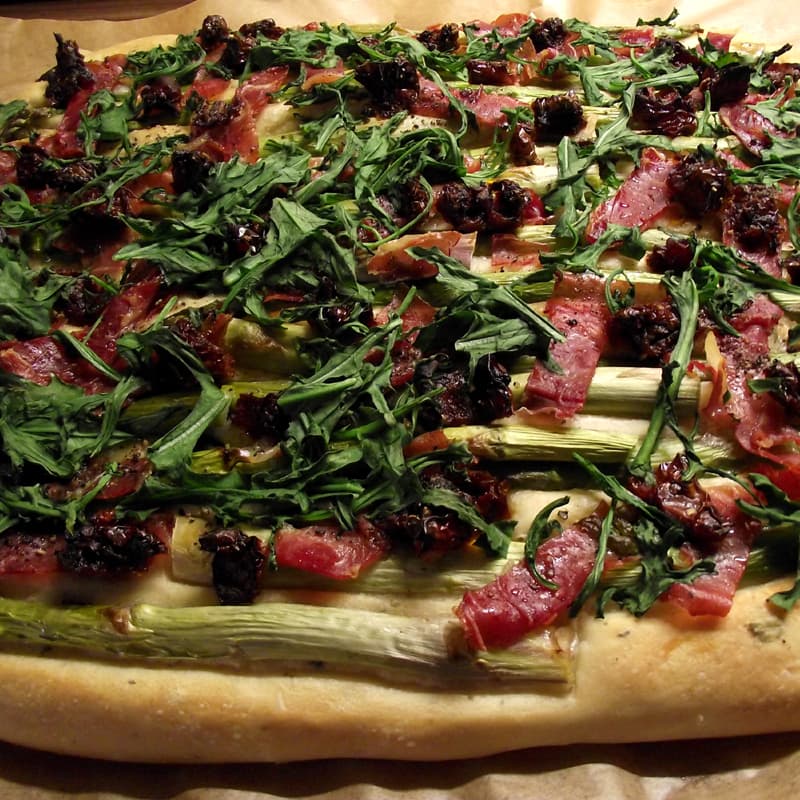 Focaccia mit Spargel