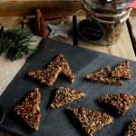 Superfood-Krokant "Superfood"-Krokant, weihnachtlich mit Zimt und Nelken